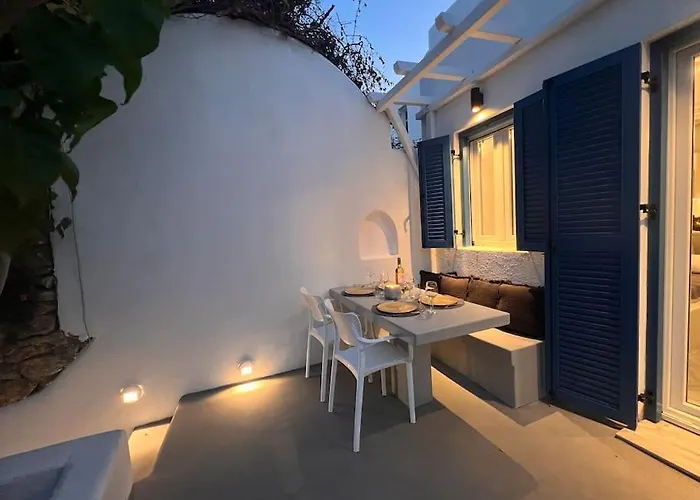 “Myrto” Apartments- Ornos Beach
